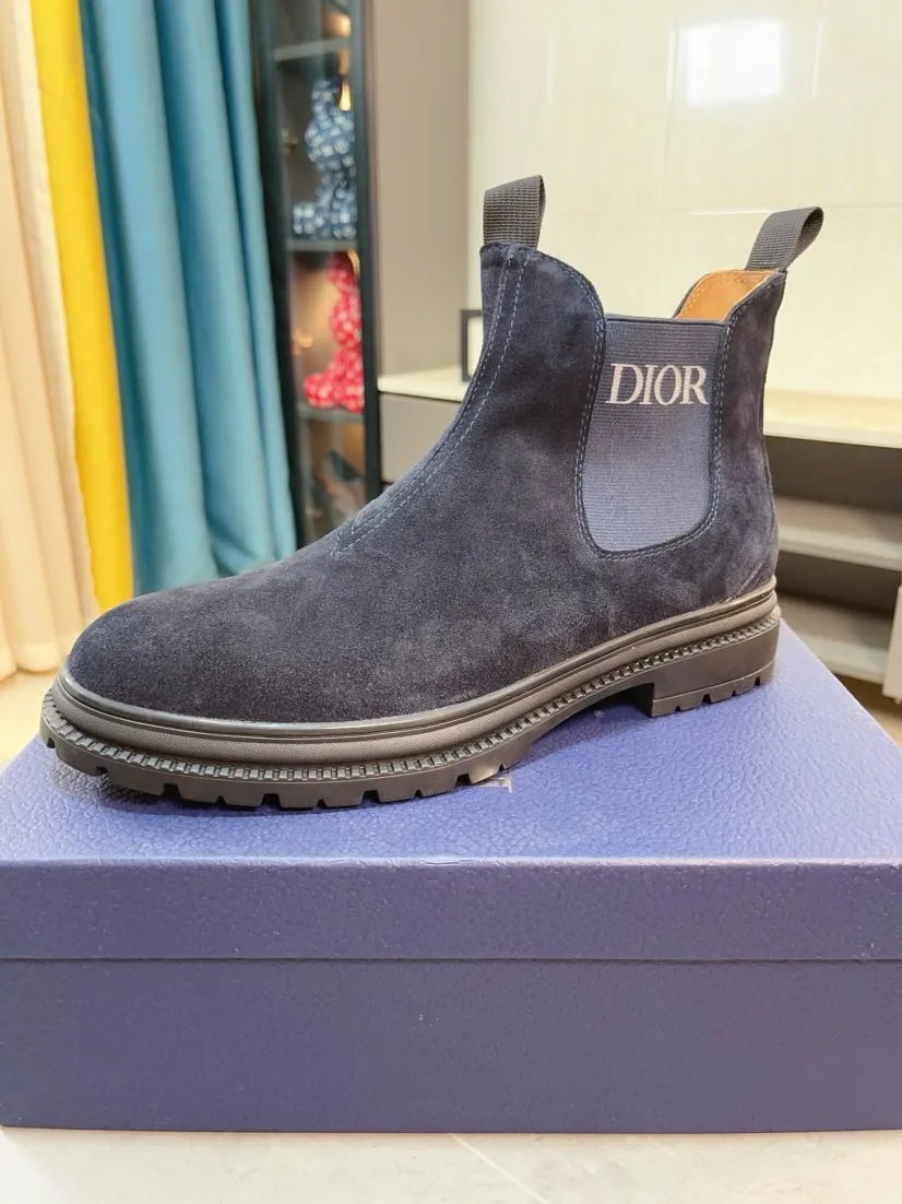 Men's shoes 💰480🌹🌹[Dior] Dior high-top new imported first-layer frosted cowhide ➕Leather lining, designed by European and American masters, perfect shape to create counter quality, solid color raw and wear-resistant outsole, original quality, unique design and beauty, super versatile and very comfortable. High-end without losing taste, fashionable, cold-proof and warm! Absolute focus 38-44 size